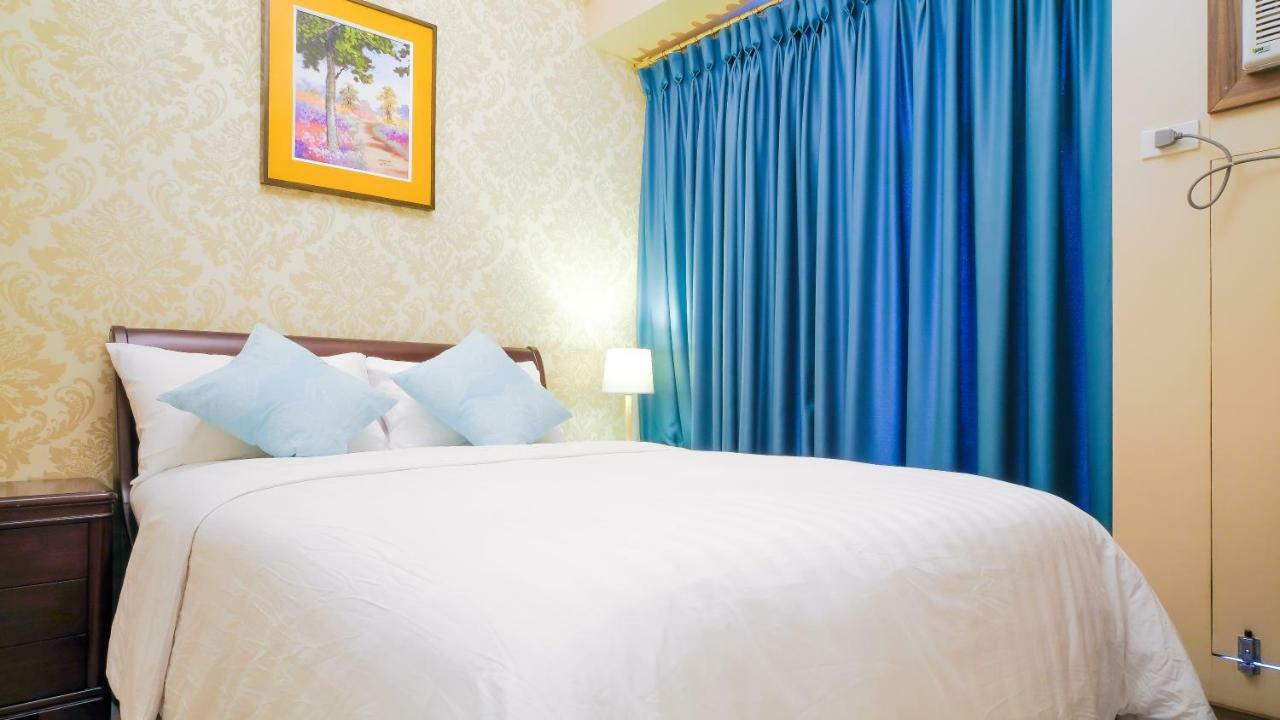 Currency Serviced Suites Manila Exteriör bild